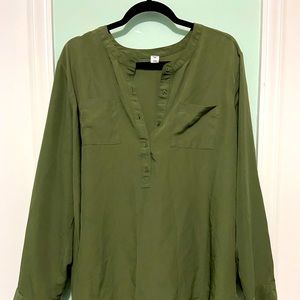 Old Navy pullover blouse